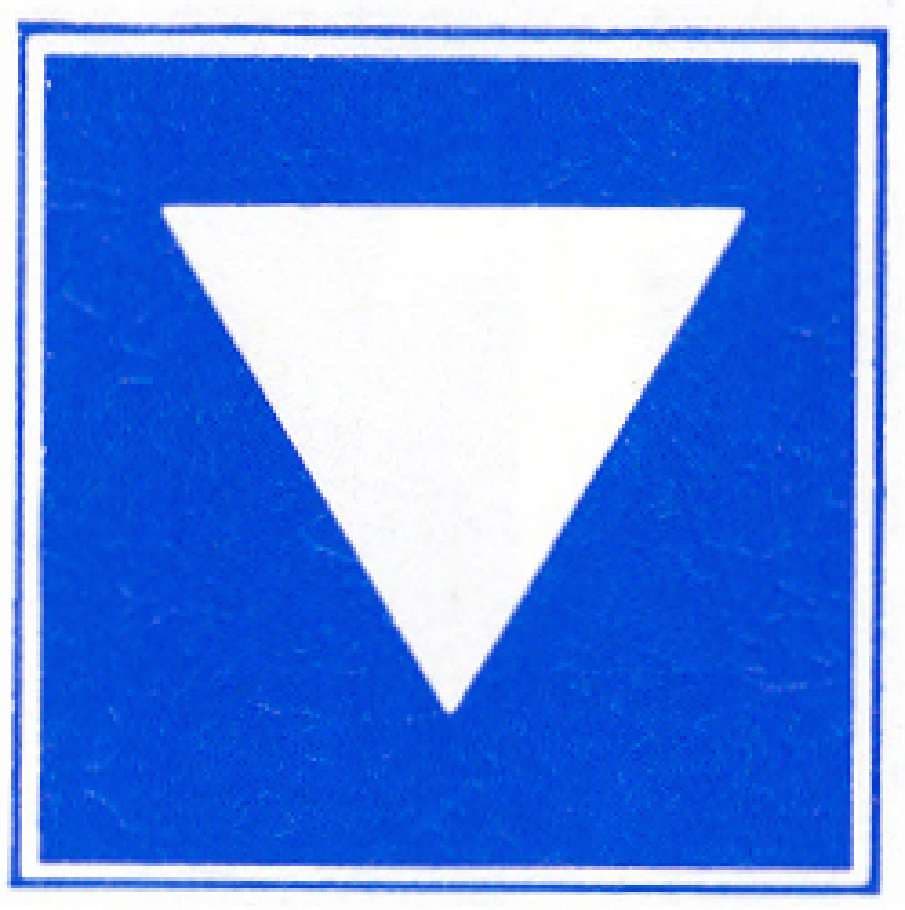 Verkeersteken E.5.8: Ligplaats toestemming (andere schepen: geen blauwe kegels)